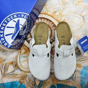 Women's White Suede Birkenstock Boston Shoes - Narrow Fit